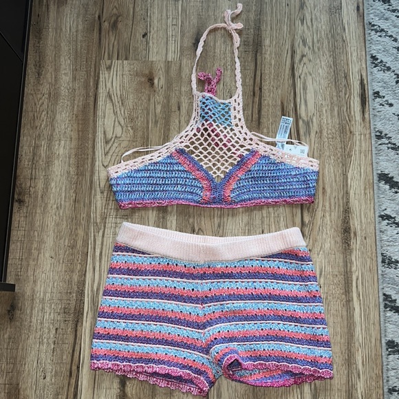 NEW! Zara Crochet Set (Halter Top and Shorts) - Picture 5 of 7